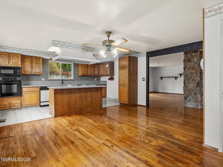 3370 Shawnee, Reno, Nevada 89502, 4 Bedrooms Bedrooms, ,4 BathroomsBathrooms,Residential,Residential,Shawnee,260004896