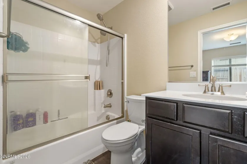 646 Osino, Reno, Nevada 89506, 2 Bedrooms Bedrooms, ,2 BathroomsBathrooms,Residential,Residential,Osino,260004899