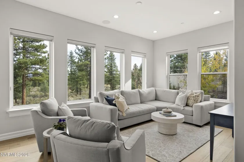 5072 Bordeaux, Reno, Nevada 89511, 5 Bedrooms Bedrooms, ,6 BathroomsBathrooms,Residential,Residential,Bordeaux,260004901