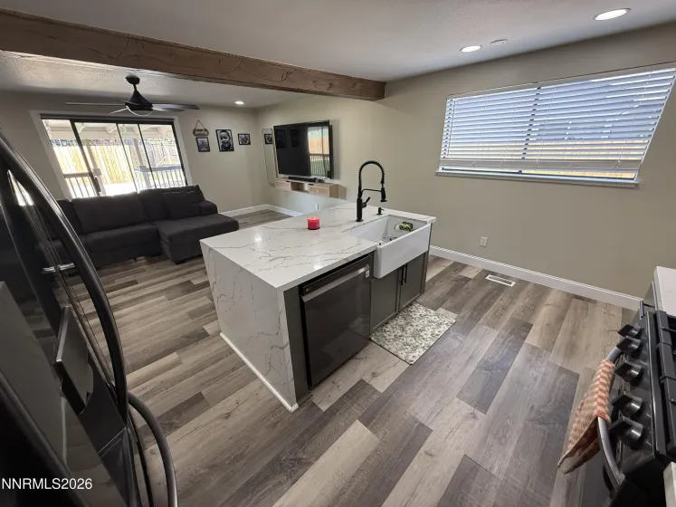 210 Applegate, Carson City, Nevada 89706, 3 Bedrooms Bedrooms, ,2 BathroomsBathrooms,Residential,Residential,Applegate,260004903