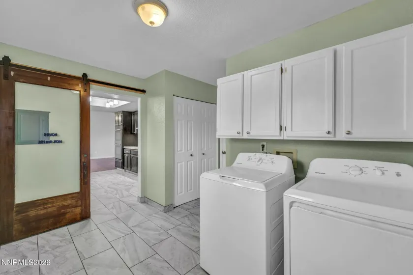 974 Adobe, Carson City, Nevada 89705, 3 Bedrooms Bedrooms, ,2 BathroomsBathrooms,Residential,Residential,Adobe,260002442