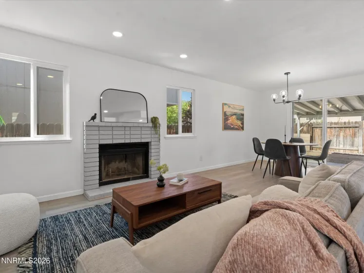 2719 Chavez, Reno, Nevada 89502, 3 Bedrooms Bedrooms, ,3 BathroomsBathrooms,Residential,Residential,Chavez,260004904