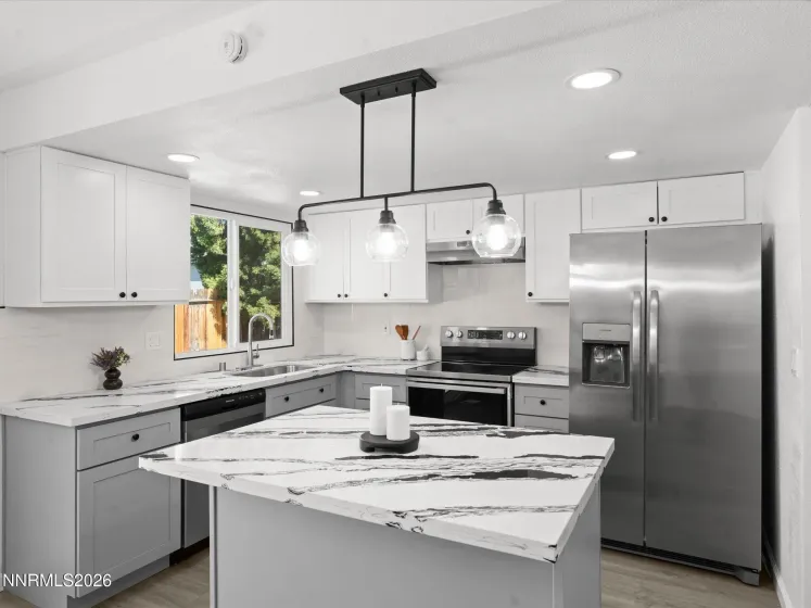 2719 Chavez, Reno, Nevada 89502, 3 Bedrooms Bedrooms, ,3 BathroomsBathrooms,Residential,Residential,Chavez,260004904