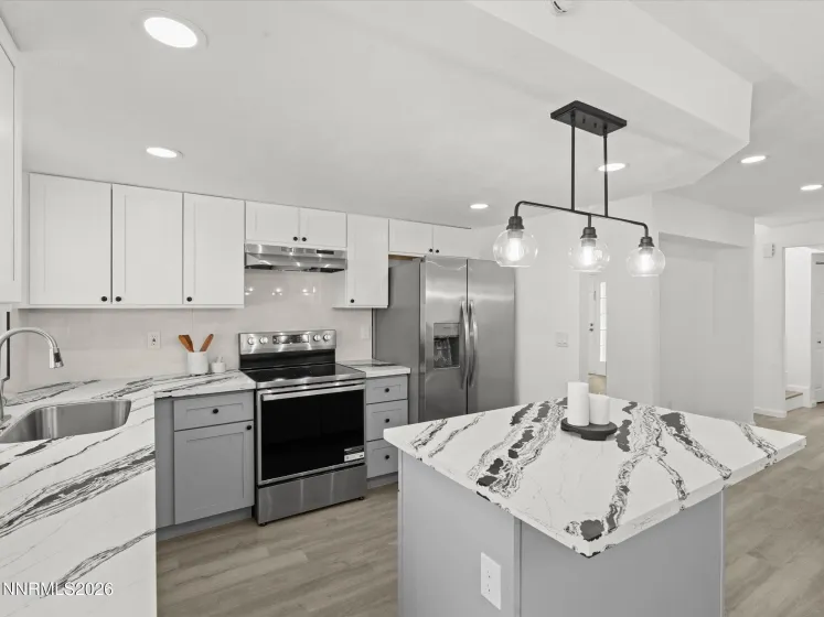 2719 Chavez, Reno, Nevada 89502, 3 Bedrooms Bedrooms, ,3 BathroomsBathrooms,Residential,Residential,Chavez,260004904