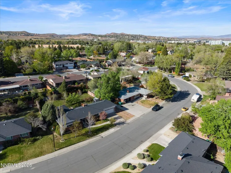 775 Brookfield, Reno, Nevada 89503, 3 Bedrooms Bedrooms, ,2 BathroomsBathrooms,Residential,Residential,Brookfield,260004905