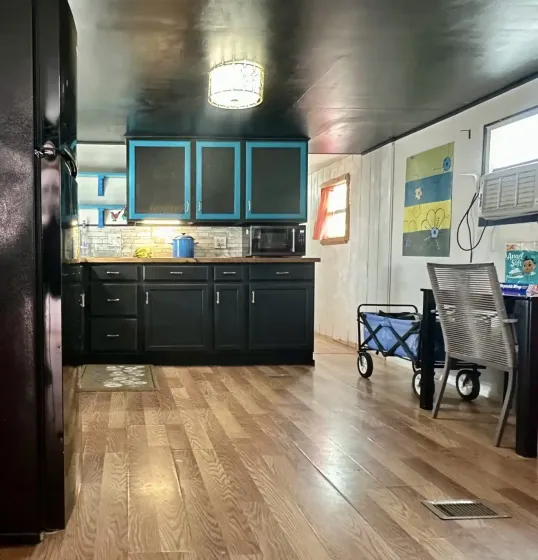 17 Frederick Dr, Reno, Nevada 89506, 2 Bedrooms Bedrooms, 11 Rooms Rooms,1 BathroomBathrooms,Manufactured,Residential,Frederick,260004907