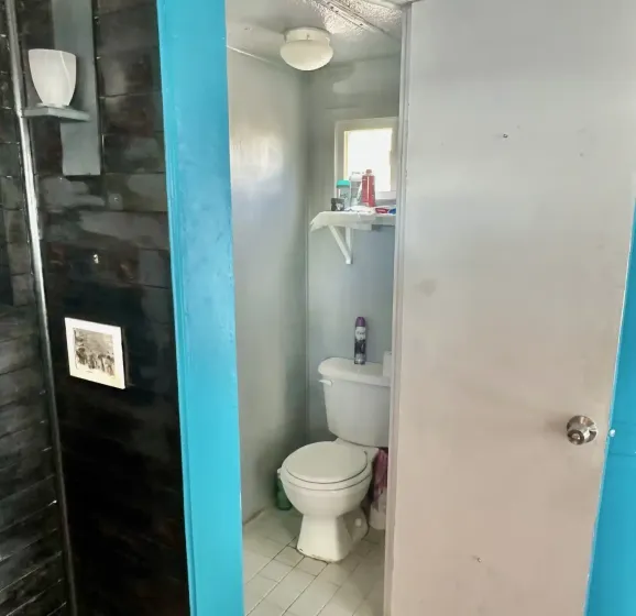 17 Frederick Dr, Reno, Nevada 89506, 2 Bedrooms Bedrooms, 11 Rooms Rooms,1 BathroomBathrooms,Manufactured,Residential,Frederick,260004907