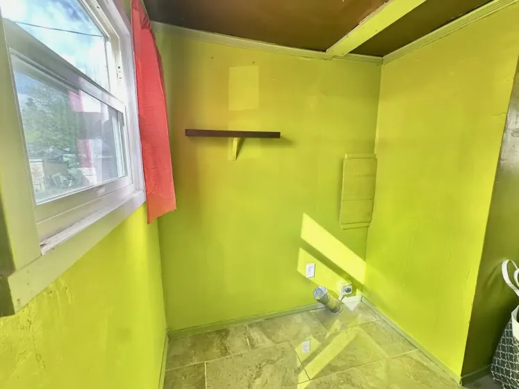 17 Frederick Dr, Reno, Nevada 89506, 2 Bedrooms Bedrooms, 11 Rooms Rooms,1 BathroomBathrooms,Manufactured,Residential,Frederick,260004907