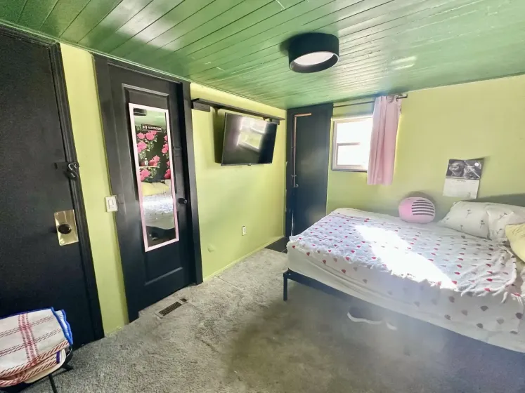 17 Frederick Dr, Reno, Nevada 89506, 2 Bedrooms Bedrooms, 11 Rooms Rooms,1 BathroomBathrooms,Manufactured,Residential,Frederick,260004907