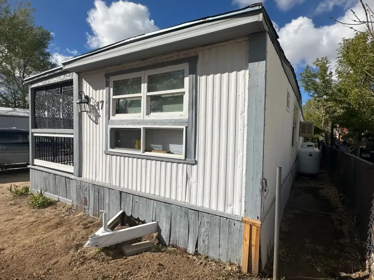 17 Frederick Dr, Reno, Nevada 89506, 2 Bedrooms Bedrooms, 11 Rooms Rooms,1 BathroomBathrooms,Manufactured,Residential,Frederick,260004907