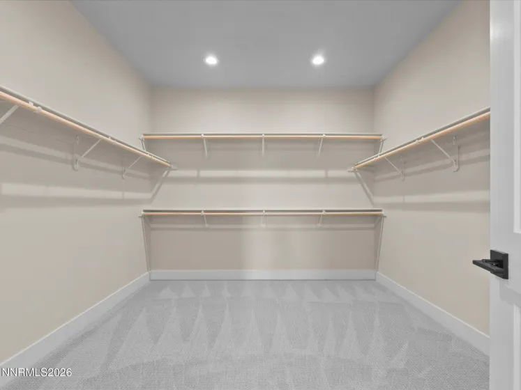 3592 Oakridge, Sparks, Nevada 89436, 4 Bedrooms Bedrooms, ,3 BathroomsBathrooms,Residential,Residential,Oakridge,260001088