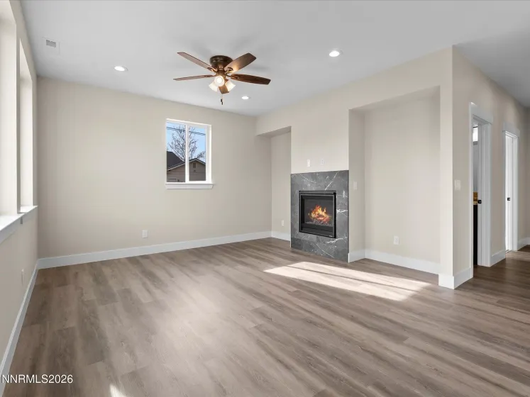 3592 Oakridge, Sparks, Nevada 89436, 4 Bedrooms Bedrooms, ,3 BathroomsBathrooms,Residential,Residential,Oakridge,260001088