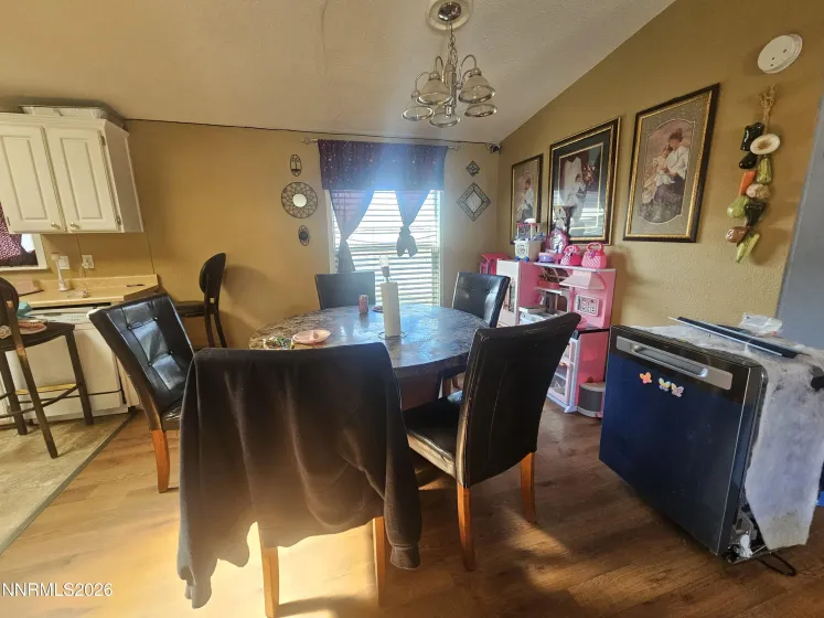 7661 Lytton, Reno, Nevada 89506, 3 Bedrooms Bedrooms, ,2 BathroomsBathrooms,Residential,Residential,Lytton,260002959