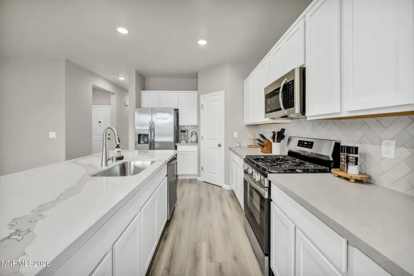 1381 Jett, Carson City, Nevada 89705, 4 Bedrooms Bedrooms, ,3 BathroomsBathrooms,Residential,Residential,Jett,260004907