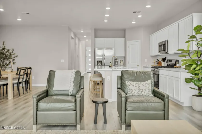 1381 Jett, Carson City, Nevada 89705, 4 Bedrooms Bedrooms, ,3 BathroomsBathrooms,Residential,Residential,Jett,260004907