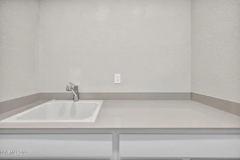 1381 Jett, Carson City, Nevada 89705, 4 Bedrooms Bedrooms, ,3 BathroomsBathrooms,Residential,Residential,Jett,260004907