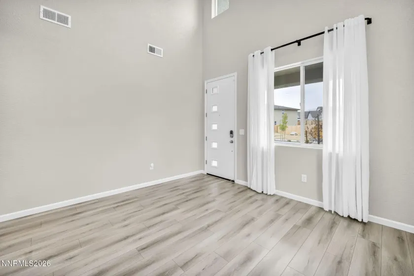 1381 Jett, Carson City, Nevada 89705, 4 Bedrooms Bedrooms, ,3 BathroomsBathrooms,Residential,Residential,Jett,260004907