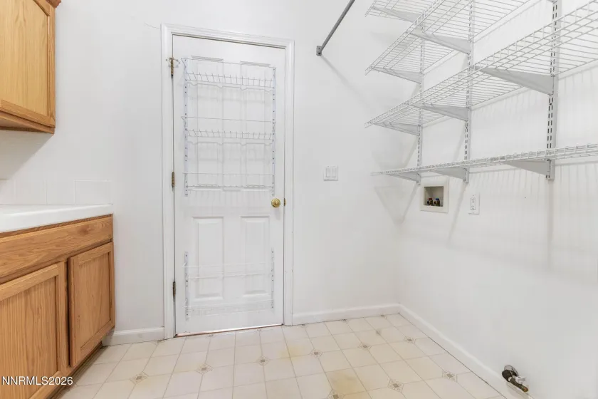 968 Kerinne, Carson City, Nevada 89701, 3 Bedrooms Bedrooms, ,2 BathroomsBathrooms,Residential,Residential,Kerinne,260004911