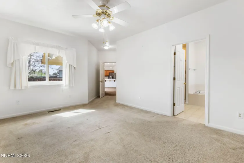968 Kerinne, Carson City, Nevada 89701, 3 Bedrooms Bedrooms, ,2 BathroomsBathrooms,Residential,Residential,Kerinne,260004911