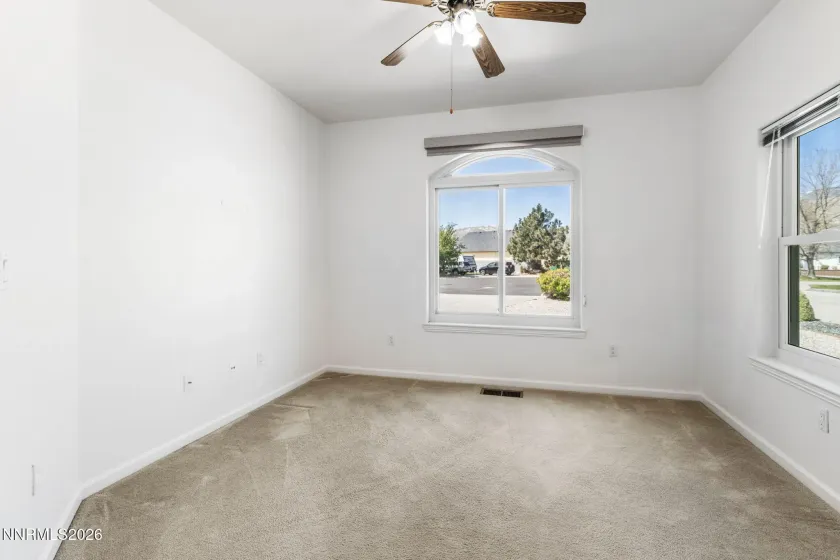 968 Kerinne, Carson City, Nevada 89701, 3 Bedrooms Bedrooms, ,2 BathroomsBathrooms,Residential,Residential,Kerinne,260004911