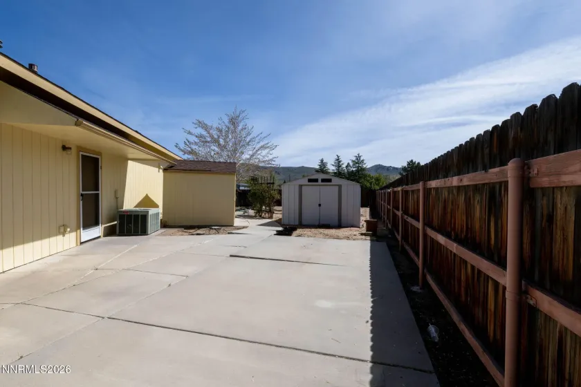 968 Kerinne, Carson City, Nevada 89701, 3 Bedrooms Bedrooms, ,2 BathroomsBathrooms,Residential,Residential,Kerinne,260004911