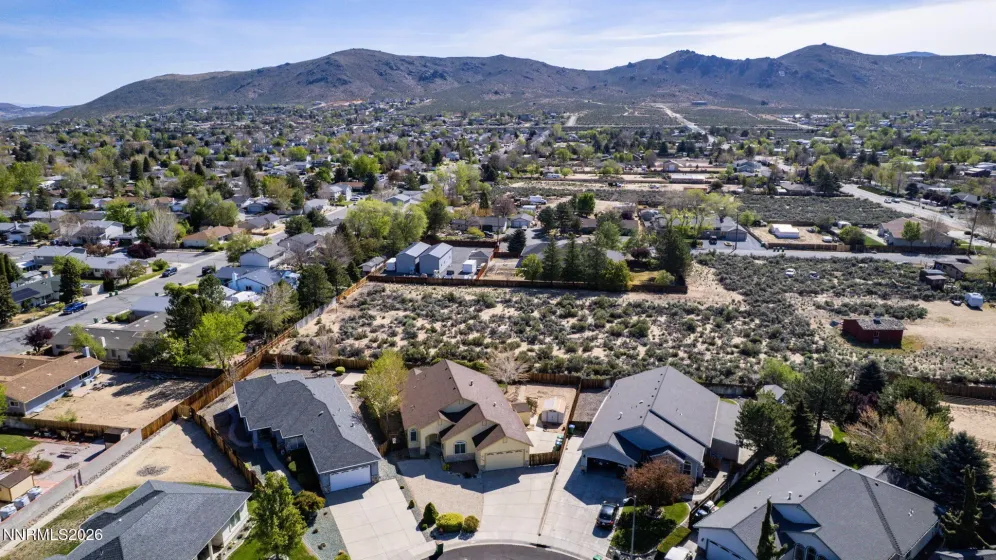 968 Kerinne, Carson City, Nevada 89701, 3 Bedrooms Bedrooms, ,2 BathroomsBathrooms,Residential,Residential,Kerinne,260004911