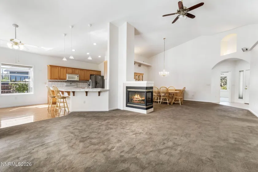 968 Kerinne, Carson City, Nevada 89701, 3 Bedrooms Bedrooms, ,2 BathroomsBathrooms,Residential,Residential,Kerinne,260004911