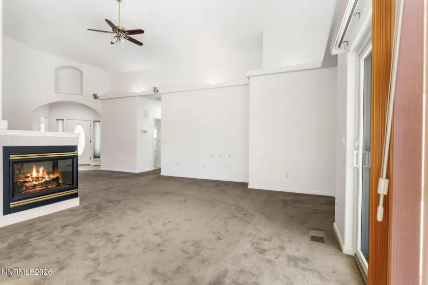 968 Kerinne, Carson City, Nevada 89701, 3 Bedrooms Bedrooms, ,2 BathroomsBathrooms,Residential,Residential,Kerinne,260004911