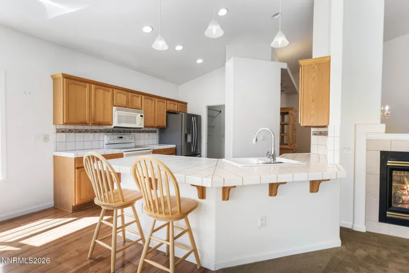 968 Kerinne, Carson City, Nevada 89701, 3 Bedrooms Bedrooms, ,2 BathroomsBathrooms,Residential,Residential,Kerinne,260004911