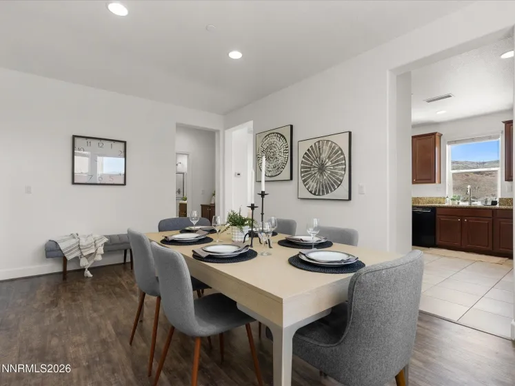 3038 Asini, Sparks, Nevada 89434, 4 Bedrooms Bedrooms, ,3 BathroomsBathrooms,Residential,Residential,Asini,260004915