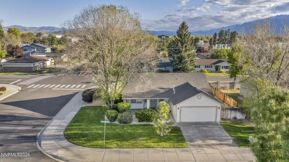 1327 Marion Russell, Gardnerville, Nevada 89410, 3 Bedrooms Bedrooms, ,2 BathroomsBathrooms,Residential,Residential,Marion Russell,260004916