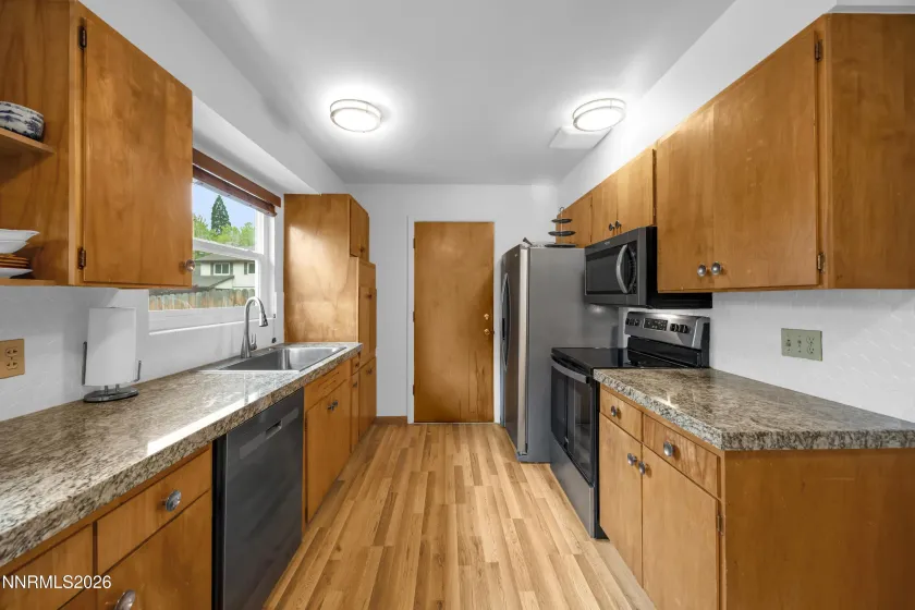 1208 Charles, Reno, Nevada 89509, 3 Bedrooms Bedrooms, ,1 BathroomBathrooms,Residential,Residential,Charles,260004917