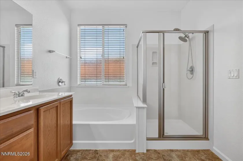 1096 Crown View, Reno, Nevada 89523, 3 Bedrooms Bedrooms, ,2 BathroomsBathrooms,Residential,Residential,Crown View,260004919