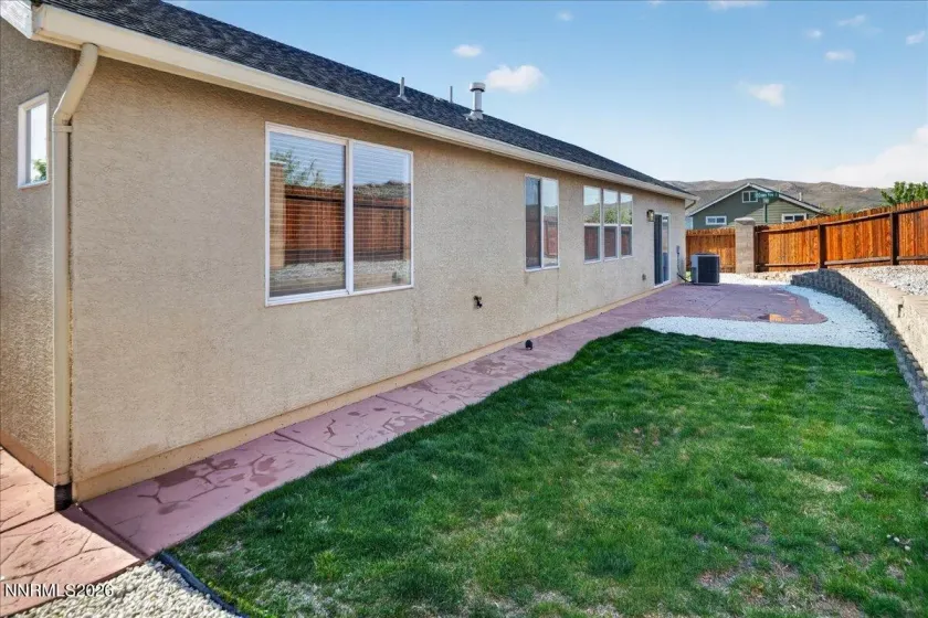 1096 Crown View, Reno, Nevada 89523, 3 Bedrooms Bedrooms, ,2 BathroomsBathrooms,Residential,Residential,Crown View,260004919