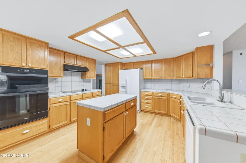 4496 Trenton, Sparks, Nevada 89436, 4 Bedrooms Bedrooms, ,3 BathroomsBathrooms,Residential,Residential,Trenton,260004921