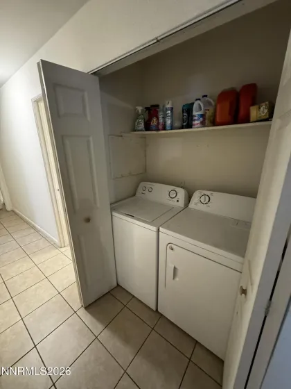 2500 Tripp, Reno, Nevada 89512, 3 Bedrooms Bedrooms, ,2 BathroomsBathrooms,Residential,Residential,Tripp,260004922