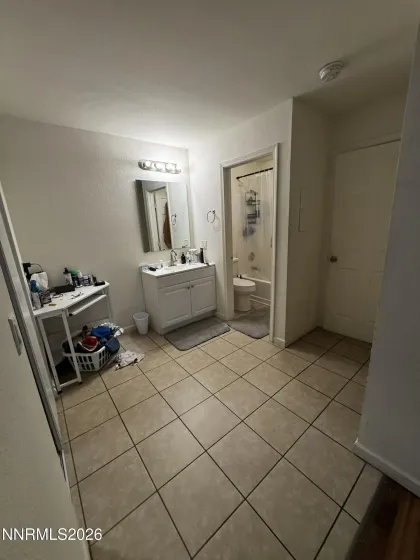 2500 Tripp, Reno, Nevada 89512, 3 Bedrooms Bedrooms, ,2 BathroomsBathrooms,Residential,Residential,Tripp,260004922