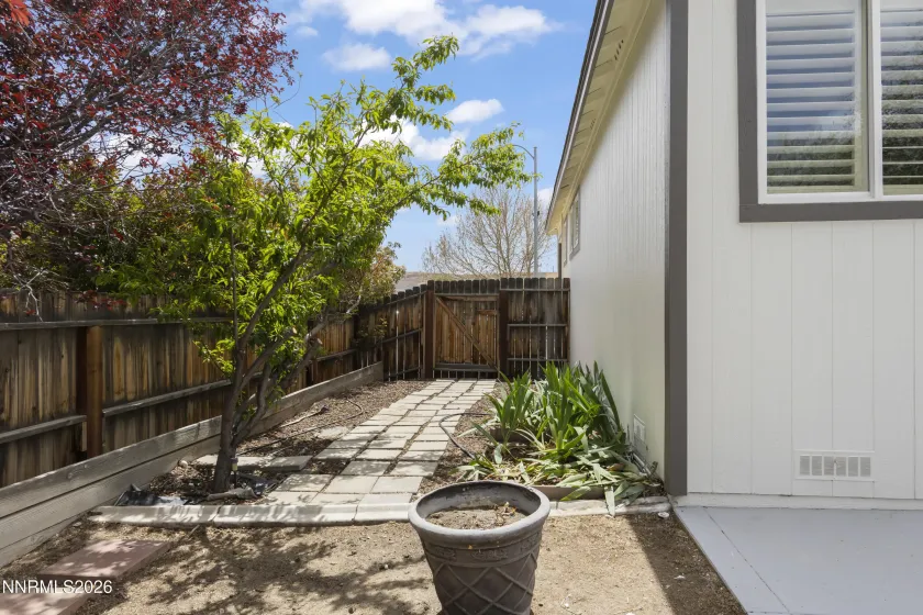 1800 Hickory, Fernley, Nevada 89408, 3 Bedrooms Bedrooms, ,2 BathroomsBathrooms,Residential,Residential,Hickory,260004929