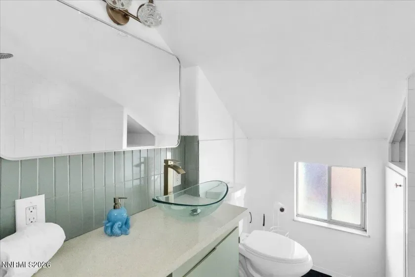 841 Shore, South Lake Tahoe, California 96150, 4 Bedrooms Bedrooms, ,3 BathroomsBathrooms,Residential,Residential,Shore,260004935