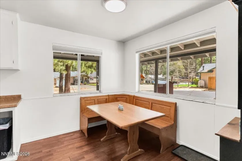 841 Shore, South Lake Tahoe, California 96150, 4 Bedrooms Bedrooms, ,3 BathroomsBathrooms,Residential,Residential,Shore,260004935