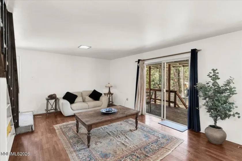 841 Shore, South Lake Tahoe, California 96150, 4 Bedrooms Bedrooms, ,3 BathroomsBathrooms,Residential,Residential,Shore,260004935