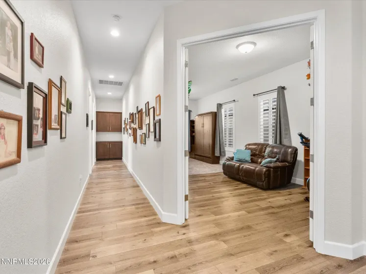 11601 Hacienda Ridge, Sparks, Nevada 89441, 4 Bedrooms Bedrooms, ,3 BathroomsBathrooms,Residential,Residential,Hacienda Ridge,260004939