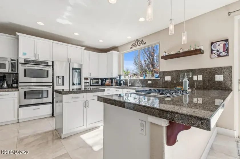 6501 Lonnie, Sparks, Nevada 89436, 4 Bedrooms Bedrooms, ,5 BathroomsBathrooms,Residential,Residential,Lonnie,260004938