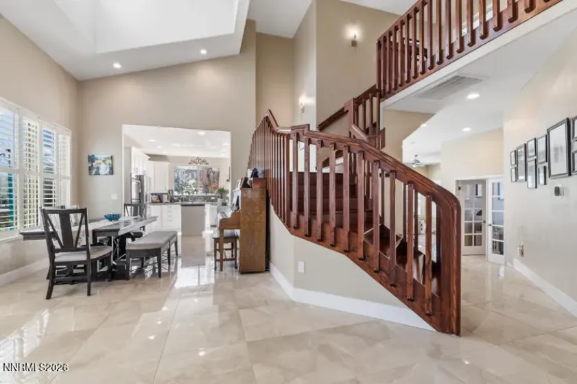 6501 Lonnie, Sparks, Nevada 89436, 4 Bedrooms Bedrooms, ,5 BathroomsBathrooms,Residential,Residential,Lonnie,260004938