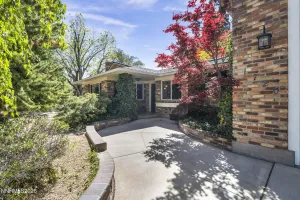 1720 Pass, Reno, Nevada 89509, 3 Bedrooms Bedrooms, ,2 BathroomsBathrooms,Residential,Residential,Pass,260004941