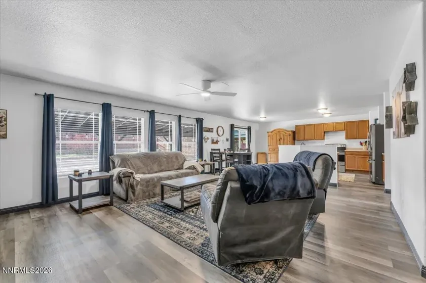 7770 Welsh, Reno, Nevada 89506, 4 Bedrooms Bedrooms, ,3 BathroomsBathrooms,Residential,Residential,Welsh,260004940