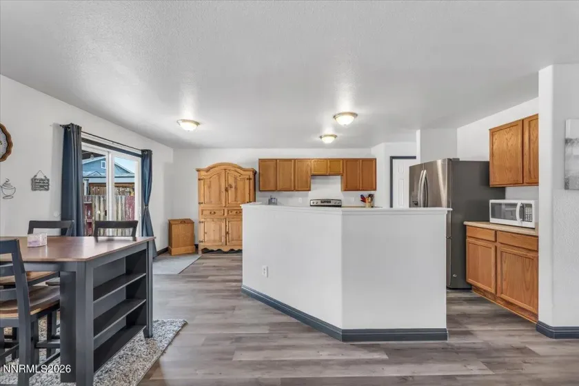 7770 Welsh, Reno, Nevada 89506, 4 Bedrooms Bedrooms, ,3 BathroomsBathrooms,Residential,Residential,Welsh,260004940