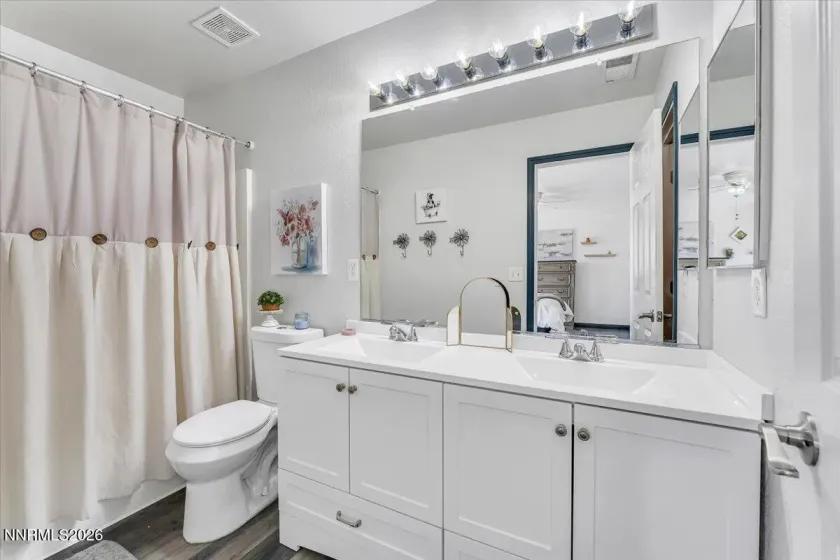 7770 Welsh, Reno, Nevada 89506, 4 Bedrooms Bedrooms, ,3 BathroomsBathrooms,Residential,Residential,Welsh,260004940