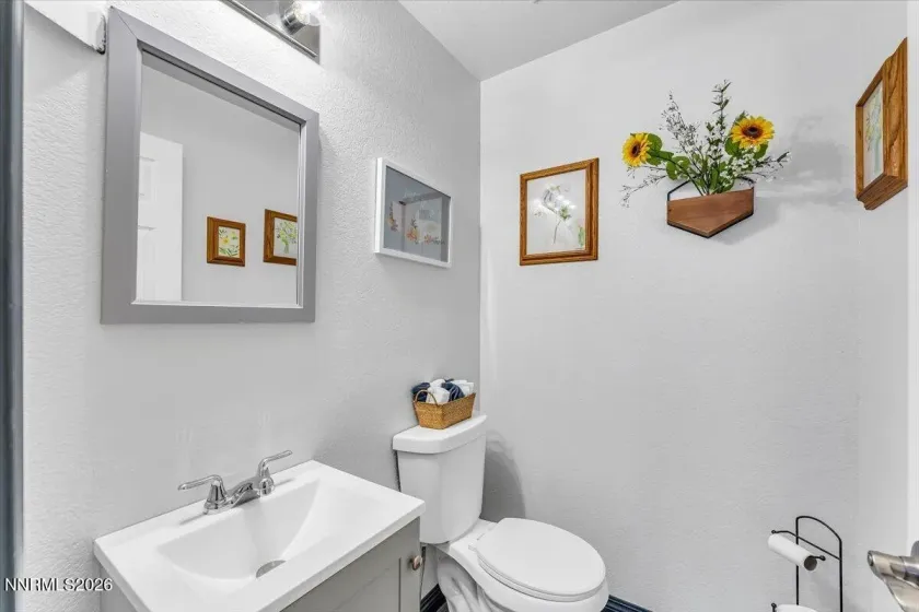 7770 Welsh, Reno, Nevada 89506, 4 Bedrooms Bedrooms, ,3 BathroomsBathrooms,Residential,Residential,Welsh,260004940