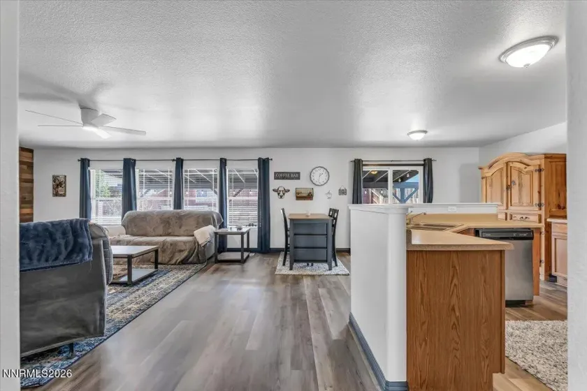 7770 Welsh, Reno, Nevada 89506, 4 Bedrooms Bedrooms, ,3 BathroomsBathrooms,Residential,Residential,Welsh,260004940